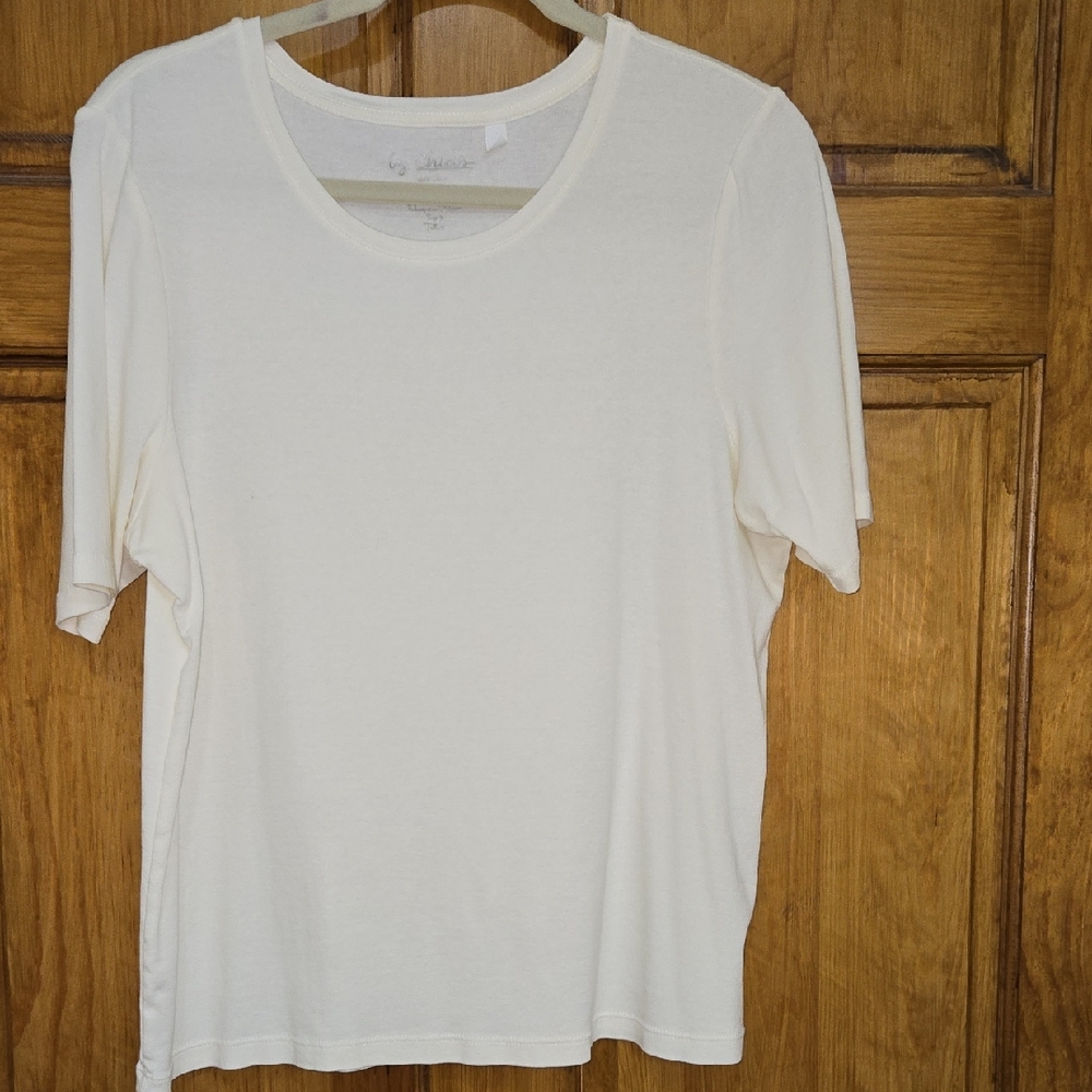 Chico's Fitted White Short Sleeve Tee